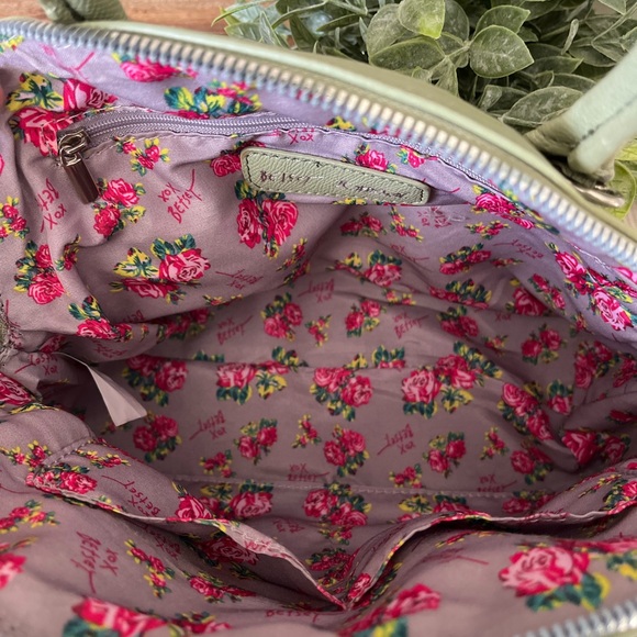 Betsey Johnson Mint Green Satchel with Bow Accent - Picture 3 of 6